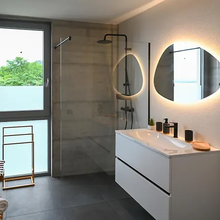 Villa Sea House *